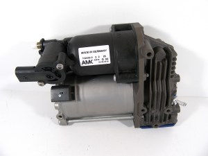 Компрессор пневмоподвески BMW X5 (E70) AMK 10256510