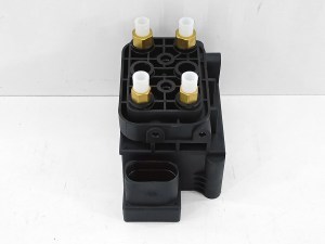 Блок клапанов пневмоподвески Jaguar XJ X350 / X358 ATM C2D26814, C2D10526, AW933B484AJ, AW933B484AF, 522JA1S12