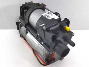 Компресор пневмопідвіски BMW 7 G11, G12 37206861882, 37206884682, 4154039002, 4154033180, 4154034300