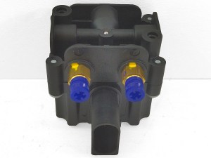 Блок клапанов пневмоподвески BMW 7 серии, кузов F01 / F02 / F04 Wabco