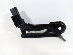 Датчик высоты дорожного просвета Audi A7 задний правый VAG