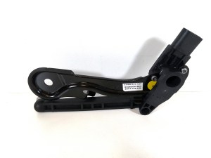 Датчик высоты дорожного просвета Audi A7 задний правый VAG