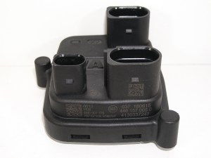 Блок управления компрессором пневмоподвески Audi Q5 Wabco 4M0907778