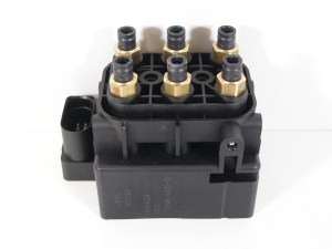 Блок клапанов пневмоподвески Dodge Ram 1500 68204398AA