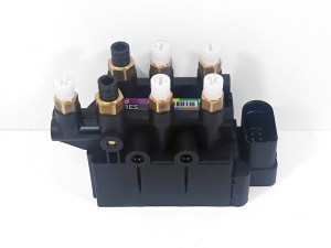 Блок клапанов пневмоподвески Porsche Panamera 971 971616056B, 971616056A, 971616013C, 971616056, 