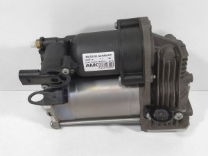 Компрессор пневмоподвески Mercedes ML W166 AMK