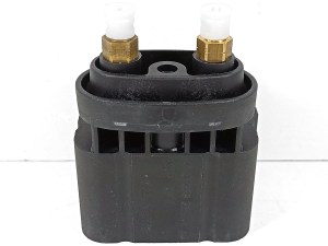 Оригинальный блок клапанов пневмоподвески Mercedes V-class W639 Vito, Viano A6393280030, 6393280030