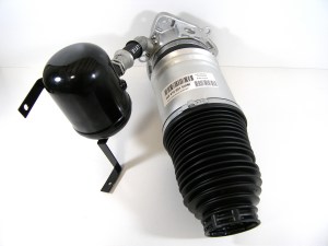 Пневмобаллон задней подвески Audi A8 (D3 4E) левый ATM