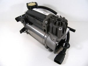 Компрессор пневмоподвески Audi AllRoad A6 (C5) ATM