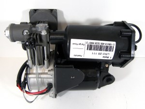 Компресор пневмопідвіски Land Rover Range Rover (L322) ATM тип Hitachi