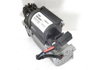 Компрессор пневмоподвески Iveco Daily 35C, 40C, 50C,  Iveco Bus 40C, 50C, Iveco Daily III 65C 500061484, 500061483, 500340807, 500061230, 500061229, 500340807, 42568325, 500061481