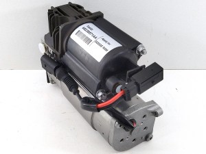 Компрессор пневмоподвески Dodge Ram 3500 68349607AA, 68239571AA, 68239571AB, 68142850AA, 68349607A, 68239571A, 68142850A, 4154039012, 4154033300