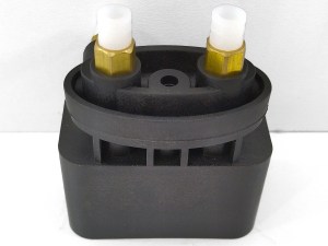 Блок клапанів пневмопідвіски Mercedes V-class W639 Vito, Viano A6393280030, 6393280030