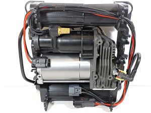 Компрессор пневмоподвески Land Rover Range Rover L322 ATM тип AMK LR010375 LR041777 LR033311 LR025111 LR011839 LR015089 LR038147 RQG500100 LR010375 RQG500140 RQG5000