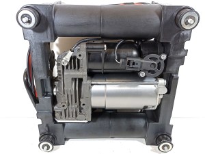 Компрессор пневмоподвески Land Rover Range Rover L322 ATM тип AMK LR010375 LR041777 LR033311 LR025111 LR011839 LR015089 LR038147 RQG500100 LR010375 RQG500140 RQG5000