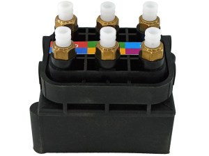 Блок клапанов пневмоподвески KIA Mohave Kia Quoris K9 K900 клапанів пневмопідвіски пневмо подвески підвіски 558103T000