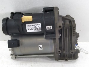 Компрессор пневмоподвески Land Rover Range Rover L322 AMK